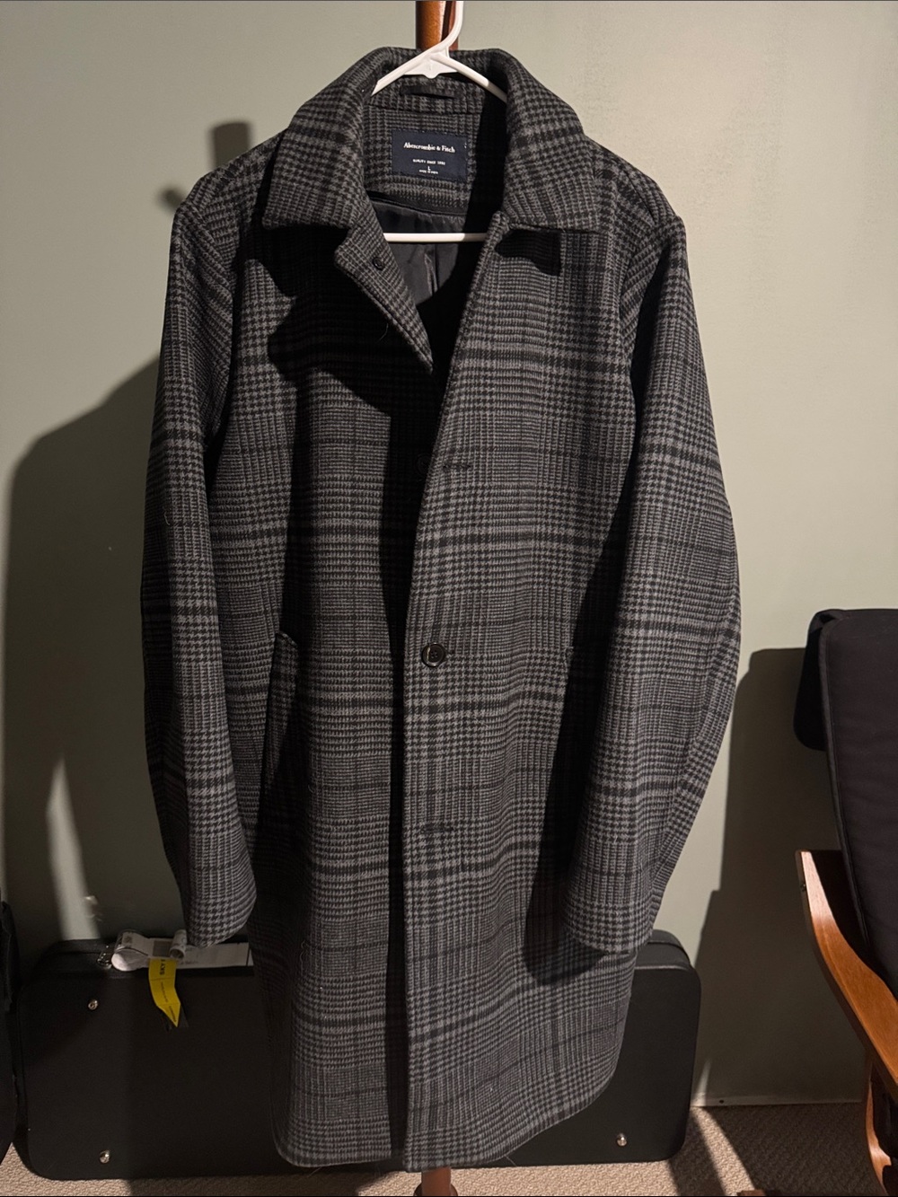 Abercrombie & Fitch Men's Black and Gray Glen Plaid Pea Coat
